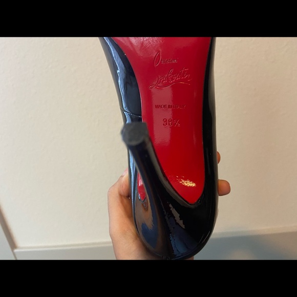 Christian Louboutin pumps size 38.5 - Picture 5 of 9